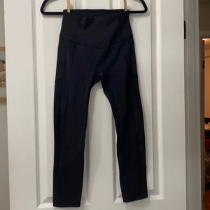 Lulu leggings sz 4 new worn once